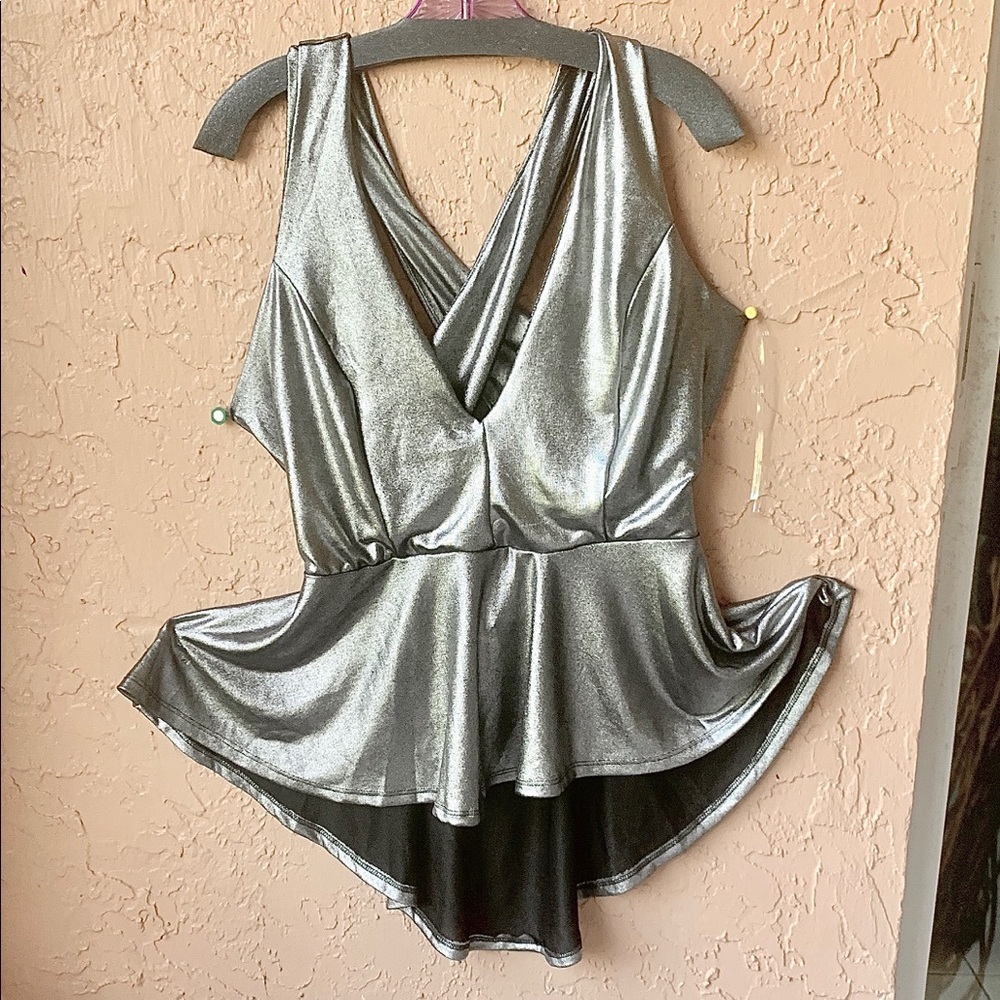 V-Neck, Gunmetal/Silver, Cross Cross Back Top 1x